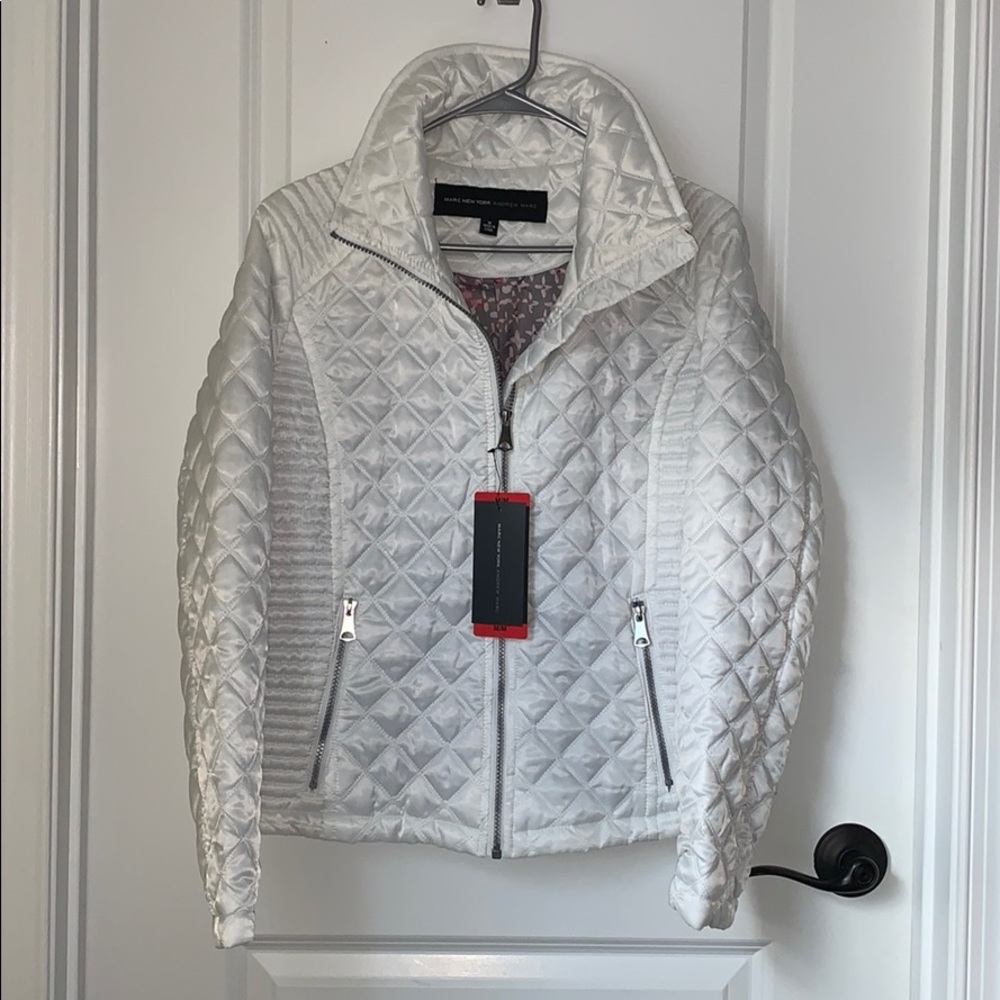 Quilted White Ski Coat⛷ *BRAND NEW*